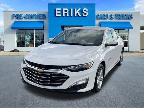 Used 2024 Chevrolet Malibu LS image 2