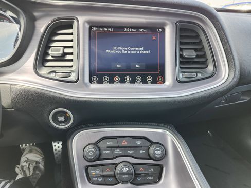 Used 2017 Dodge Challenger R/T Plus image 41