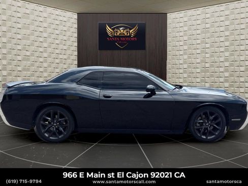 Used 2022 Dodge Challenger GT w/ Blacktop Package RWD image 6