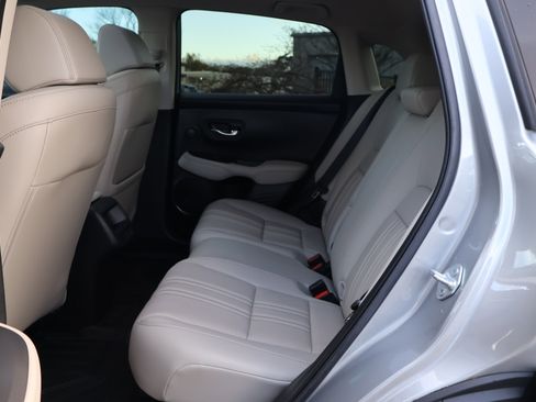 Used 2024 Honda HR-V EX-L image 16