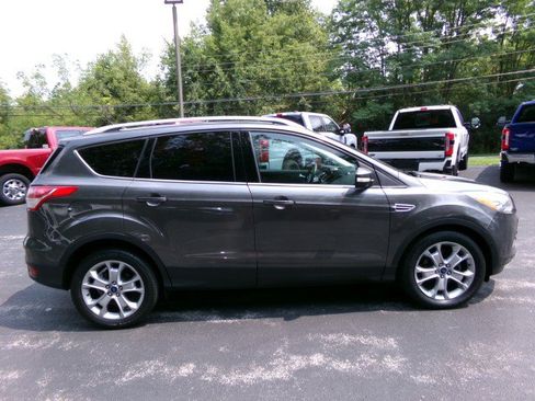 Used 2016 Ford Escape Titanium w/ Equipment Group 301A FWD image 10