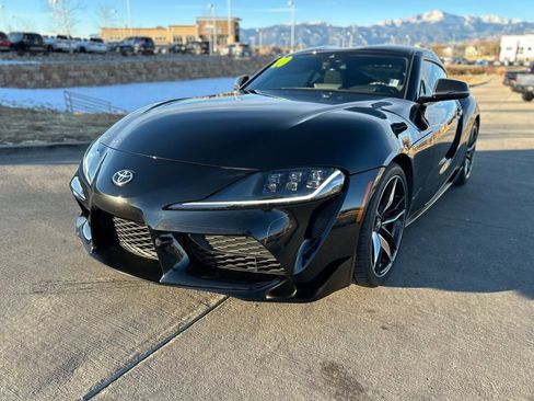 Used 2020 Toyota Supra image 3