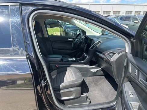 Used 2023 Ford Edge SE w/ Black Appearance Package AWD/4WD image 22