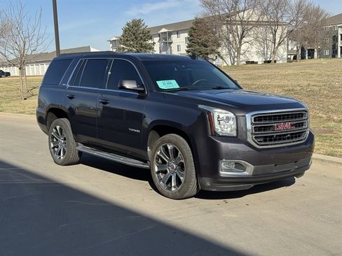 Used 2016 GMC Yukon SLE w/ Convenience Package image 3