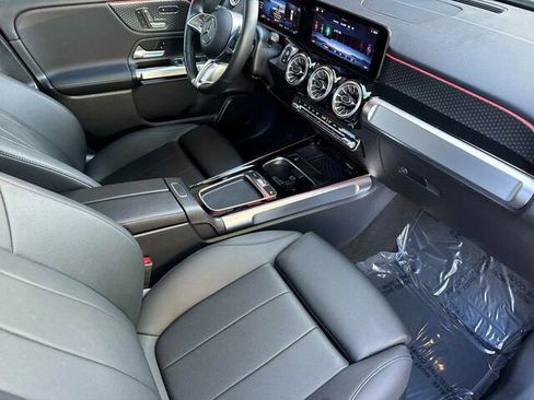 Used 2025 Mercedes-Benz GLB 250 GLB 250 4D Sport Utility 4MATI image 20