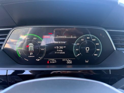 Used 2024 Audi Q8 e-tron Premium Plus w/ Premium Plus Package AWD/4WD image 14