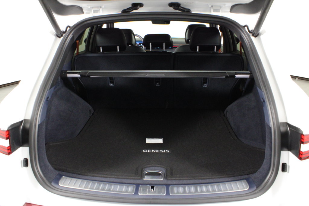 Used 2026 Genesis GV70 3.5T Sport Advanced AWD/4WD image 16