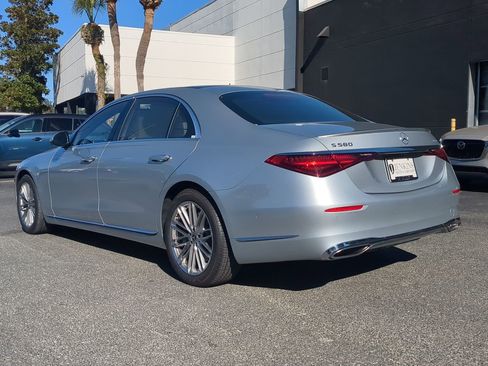 Used 2022 Mercedes-Benz S 580 4MATIC Sedan image 5