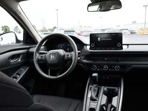 Used 2023 Honda Accord LX image 22