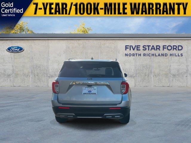 Used 2023 Ford Explorer XLT w/ Equipment Group 202A RWD image 9