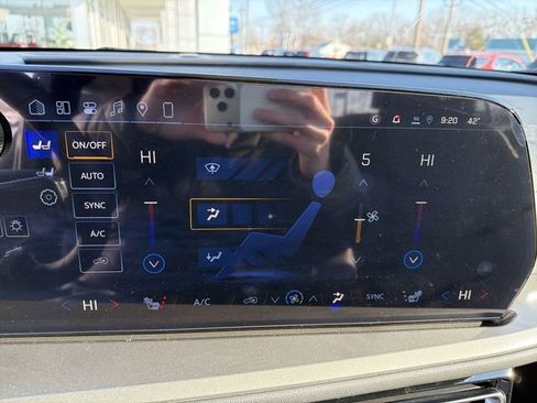 New 2026 Chevrolet Traverse LT w/ Sun and Wheel Package image 20