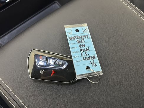 Used 2025 Volkswagen Atlas Cross Sport SEL Premium R-Line image 37