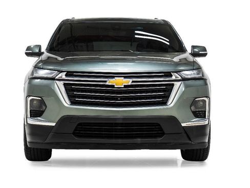 Used 2022 Chevrolet Traverse LT FWD image 8