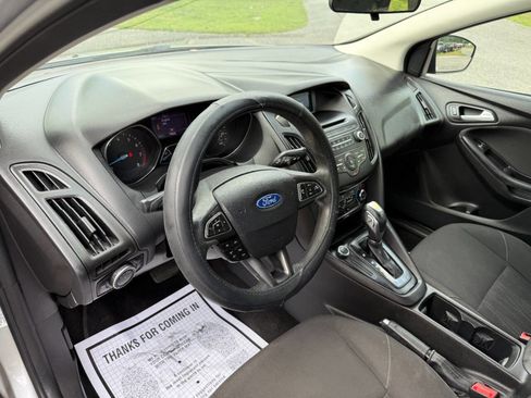 Used 2015 Ford Focus SE image 17