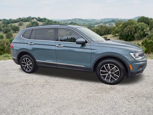 Used 2021 Volkswagen Tiguan SE FWD image 13