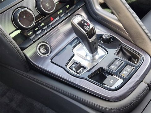 Used 2021 Jaguar F-TYPE R-Dynamic image 20