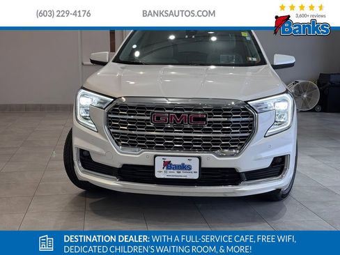 Certified 2022 GMC Terrain Denali image 3