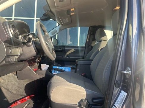 Used 2020 Toyota Tacoma SR w/ SX Package RWD image 7