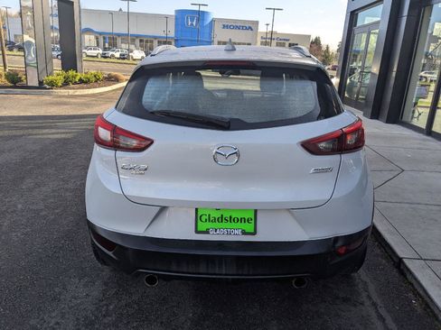 Used 2018 MAZDA CX-3 Touring w/ Preferred Equipment Package AWD/4WD image 5