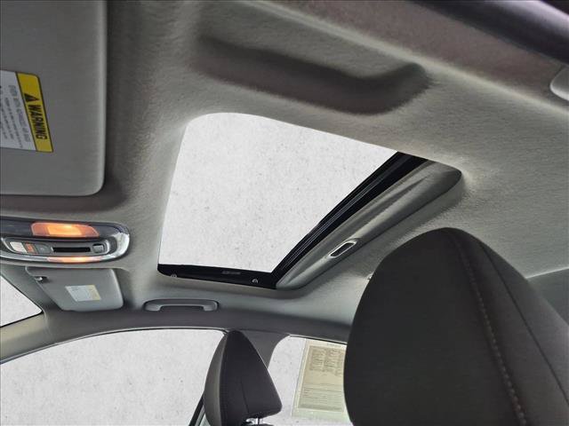 Used 2025 Hyundai Elantra SEL FWD image 16