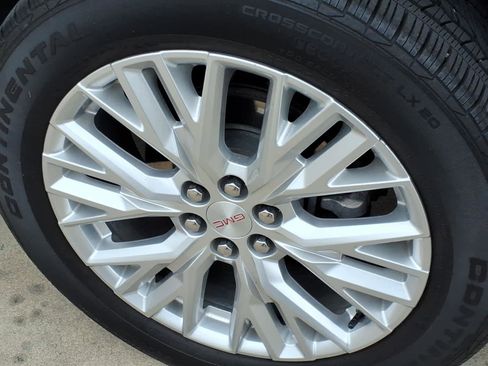 Certified 2024 GMC Acadia Elevation FWD image 24
