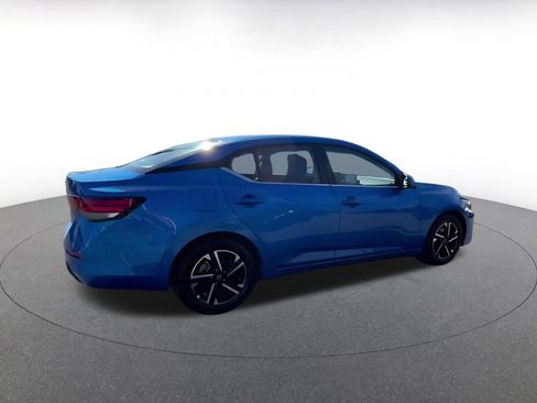 Used 2025 Nissan Sentra SV image 15