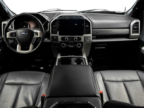 Used 2022 Ford F250 Lariat w/ Black Appearance Package AWD/4WD image 46