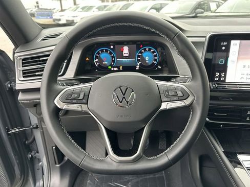 New 2026 Volkswagen Atlas Cross Sport SE image 16