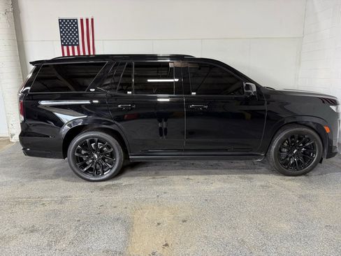 Used 2024 Cadillac Escalade Sport Platinum w/ LPO, ONYX Package image 6