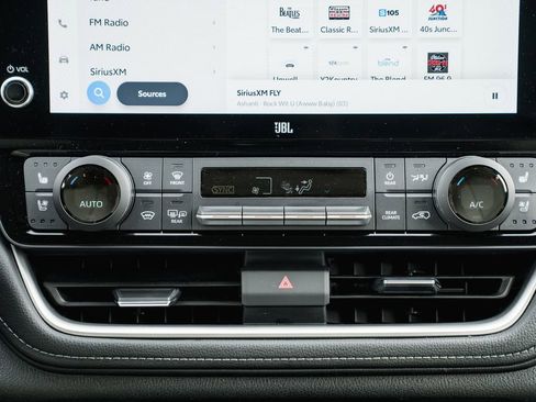 Used 2024 Toyota Grand Highlander Platinum image 23