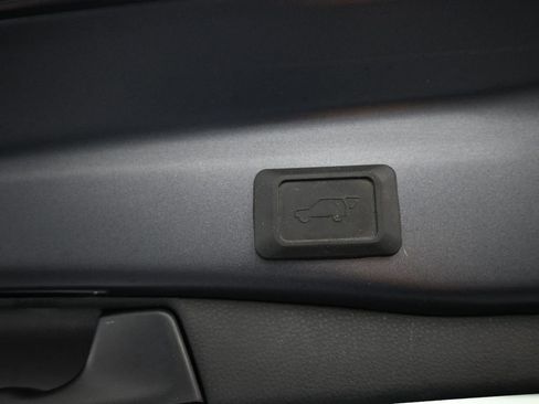 Certified 2024 Toyota RAV4 SE image 24