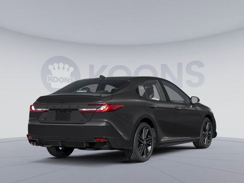 New 2026 Toyota Camry Hybrid AWD/4WD image 2