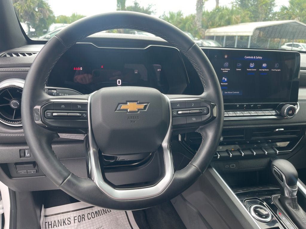 Used 2024 Chevrolet Colorado LT w/ LT Convenience Package AWD/4WD image 15