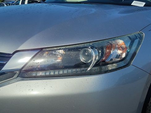 Used 2013 Honda Accord LX image 10