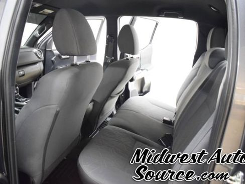 Used 2019 Toyota Tacoma SR5 image 24