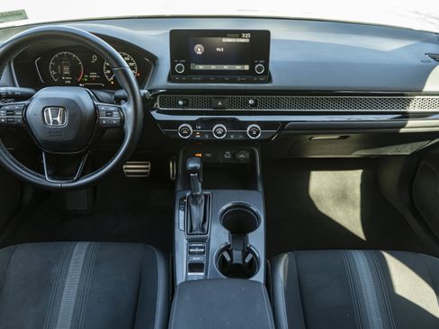 Used 2023 Honda Civic Sport image 26