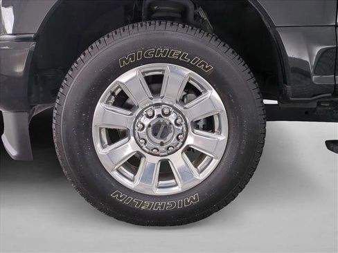 Used 2022 Ford F250 Platinum AWD/4WD image 26