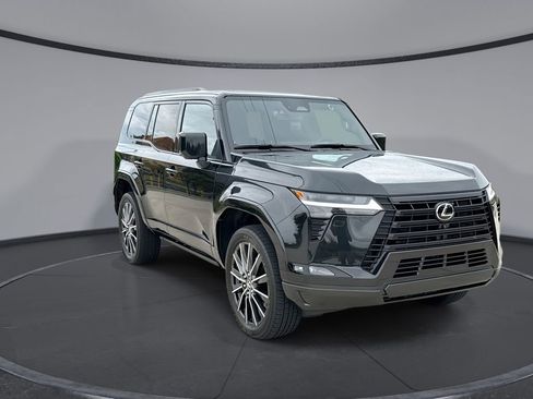 Used 2024 Lexus GX 550 w/ Accessory Package (Z1) AWD/4WD image 12