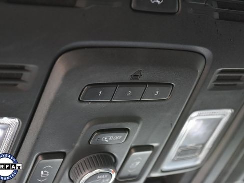 Used 2021 Cadillac Escalade ESV Premium Luxury w/ LPO, Illumination Package image 28