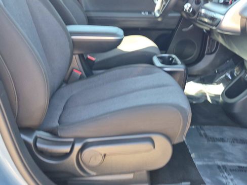 Used 2024 Hyundai Ioniq 5 SE RWD image 9