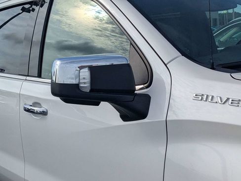 Used 2022 Chevrolet Silverado 1500 LTZ w/ LTZ Convenience Package II AWD/4WD image 10