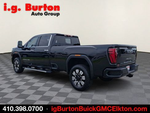 New 2026 GMC Sierra 2500 Denali w/ Denali Reserve Package AWD/4WD image 3