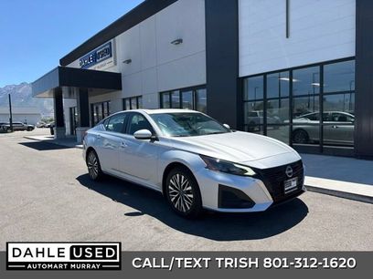 Used 2023 Nissan Altima 2.5 SV w/ SV Premium Package
