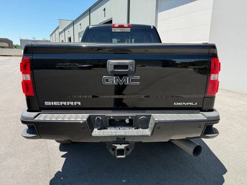 Used 2019 GMC Sierra 2500 Denali AWD/4WD image 6