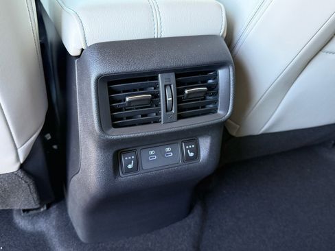 New 2026 Nissan Murano Platinum image 24