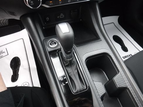 Used 2025 Nissan Sentra S image 13