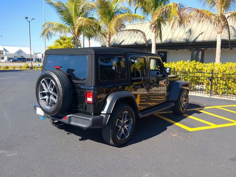 Used 2024 Jeep Wrangler Sport S w/ LED Headlamp & Fog Lamp Group image 6