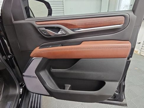 Used 2023 GMC Yukon XL Denali Ultimate AWD/4WD image 47