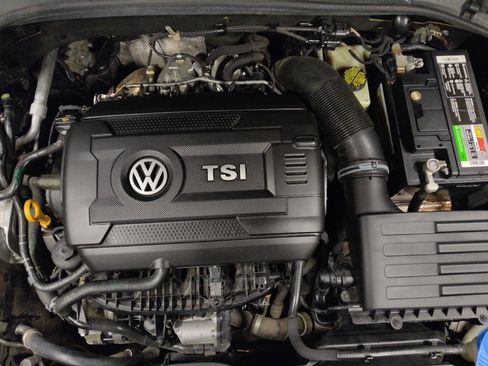 Used 2019 Volkswagen GTI SE w/ SE Experience Package FWD image 30