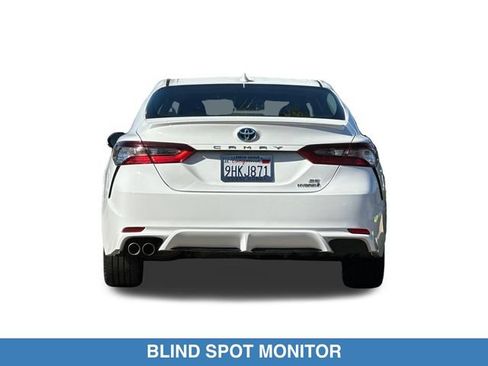 Used 2023 Toyota Camry SE w/ Audio Upgrade Package FWD image 6